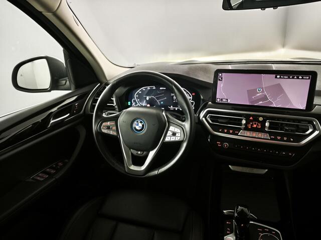 BMW X3 xDrive30e High Executive | Trekhaak | Leder | Camera | Stoelverwarming |