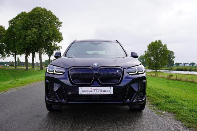 BMW X3 iX3 High Executive 80 kWh / SOH 93% / Panoramadak / Trekhaak / Harman Kardon /
