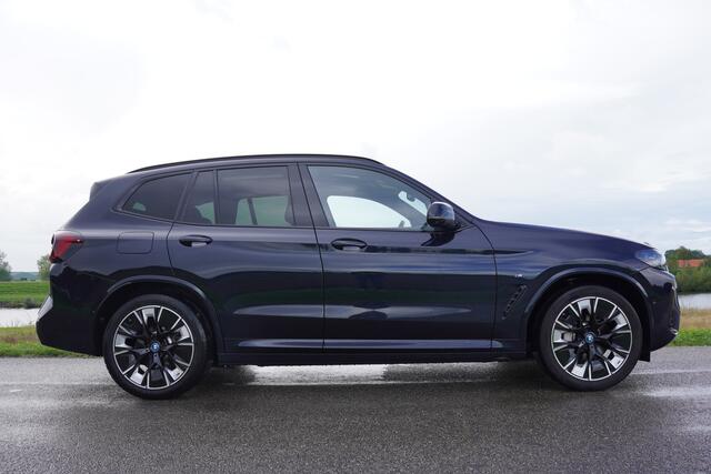 BMW X3 iX3 High Executive 80 kWh / SOH 93% / Panoramadak / Trekhaak / Harman Kardon /