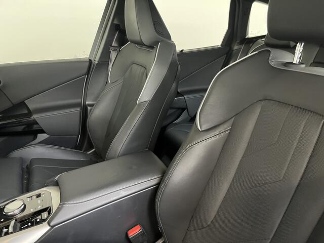 BMW X3 30e xDrive M-Sport Pro | 21" | Panorama | Trekhaak | Individual Leder | Pro Pack | Comfort Pack | Premium Pack