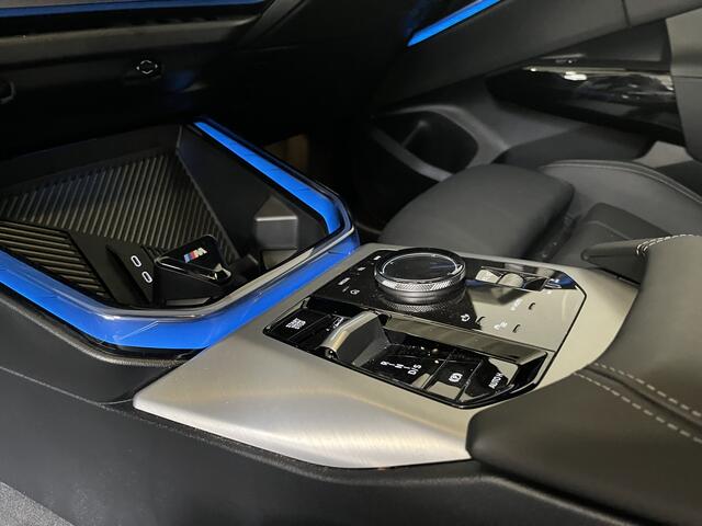 BMW X3 30e xDrive M-Sport Pro | 21" | Panorama | Trekhaak | Individual Leder | Pro Pack | Comfort Pack | Premium Pack