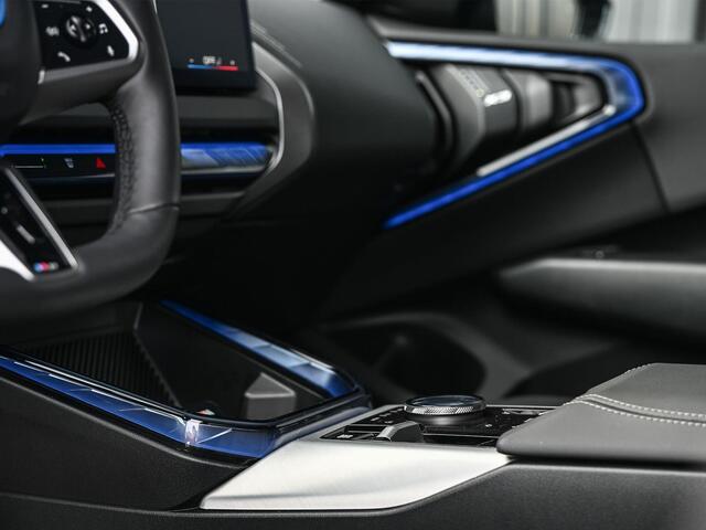 BMW X3 30e xDrive M-Sport | Camera | Memory Seat | Stoel + Stuurverwarming | Ambiance Interieur | Comfort Access | Active Cruise | Trekhaak |