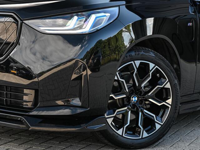 BMW X3 30e xDrive M-Sport | Camera | Memory Seat | Stoel + Stuurverwarming | Ambiance Interieur | Comfort Access | Active Cruise | Trekhaak |