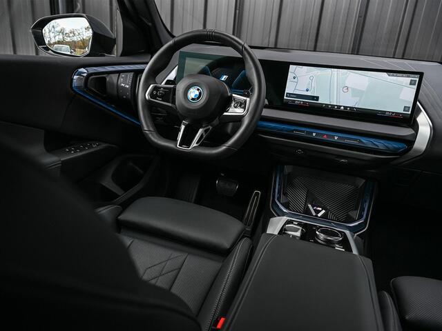 BMW X3 30e xDrive M-Sport | Camera | Memory Seat | Stoel + Stuurverwarming | Ambiance Interieur | Comfort Access | Active Cruise | Trekhaak |