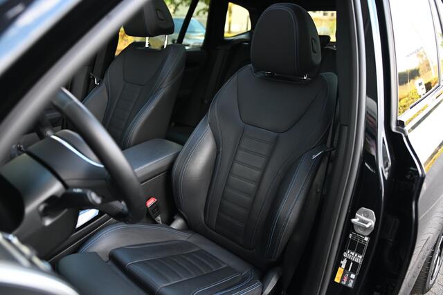 BMW X3 iX3 High Executive / Panoramadak / Trekhaak / Comfort Access / Sportstoelen / Head-Up / Harman Kardon / Adaptieve LED / Parking Assistant Plus