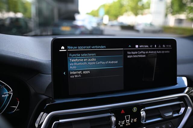 BMW X3 iX3 High Executive / Panoramadak / Trekhaak / Comfort Access / Sportstoelen / Head-Up / Harman Kardon / Adaptieve LED / Parking Assistant Plus