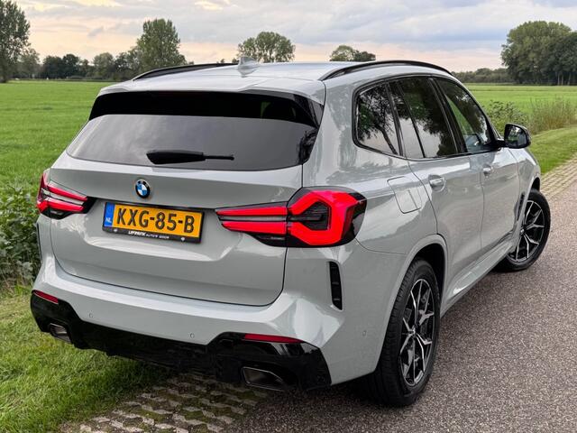 BMW X3 XDRIVE 20 D M SPORT / LEDER / LED / TREKHAAK / 19 INCH