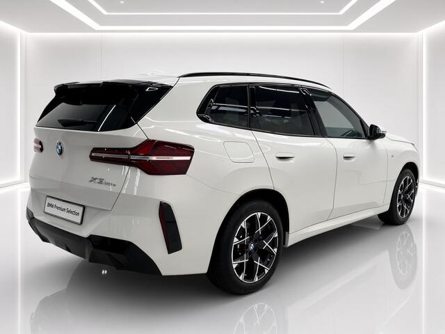 BMW X3 30e xDrive M-Sport | Panorama | Trekhaak | Harman Kardon | Driving Assistant Professional | 2026