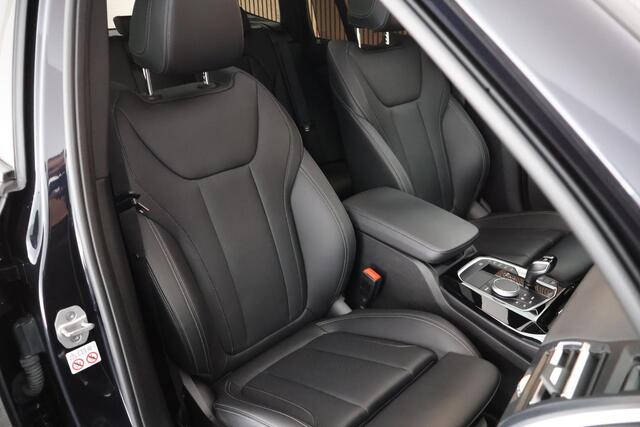 BMW X3 xDrive30e 292pk High Executive M Sport Camera Leder Panoramadak Stoelverwarming Navigatie