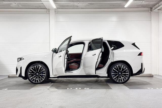 BMW X3 iX3 50 xDrive | M-Sport | Innovation Pack | Driving Assistant Plus | Parking Assistant Professional | Harman/Kardon | Panoramadak | Trekhaak