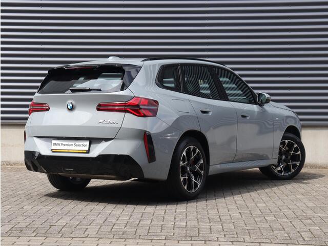 BMW X3 30e xDrive | M Sportpakket Pro | Panodak | Trekhaak | Head-Up | Parking Assistant Plus | Elektr. Stoelen | Driving Assistant Plus | Stoelventilatie | 19'' LMV