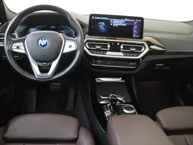 BMW X3 xDrive30e Business Edition Plus | Leder | Schuifdak | Stoel en Stuurverwarming | DEALER ONDERHOUDEN!!