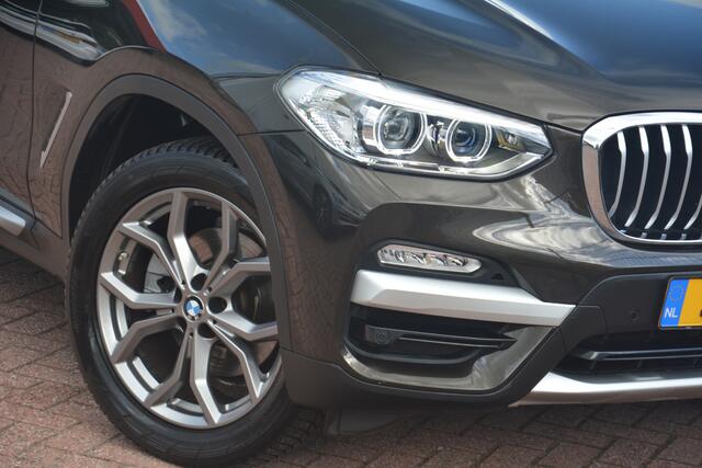 BMW X3 xDrive20i High Executive | Navigatie | Panoramadak | Sportstoelen | Stoelverwarming | Full LED | NL auto!! |