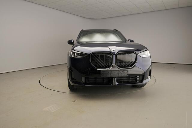 BMW X3 30e xDrive M-Sportpakket Pro / Panoramadak / Driving assist plus / Trekhaak Comfort pack / Alu wielen 21 inch