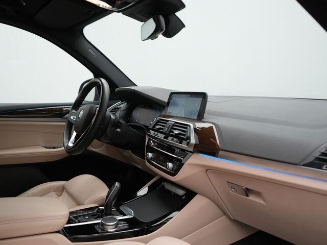 BMW X3 xDrive30e Advantage PHEV 293pk Dealer O.H | Trekhaak Af Fabriek | Head Up | Camera | Adaptief Onderstel | Cruise Control | Sportstoelen Verwarmd | Keyless | BLIS | Apple Carplay | Adaptive LED | Navigatie | Virtual | DAB | 18"L.M | Plug In Hybrid |