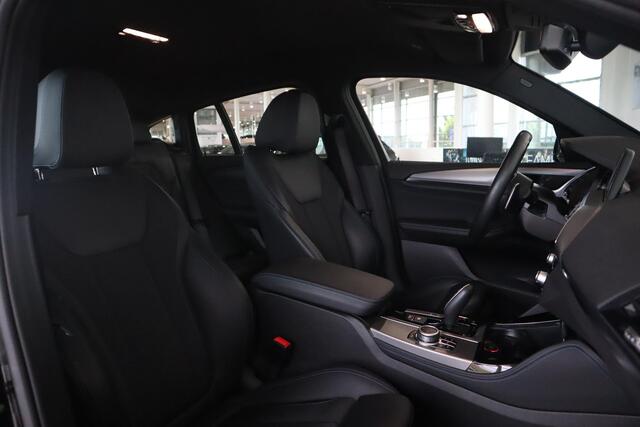 BMW X4 xDrive20i Executive M-Sportpakket / Navigatie