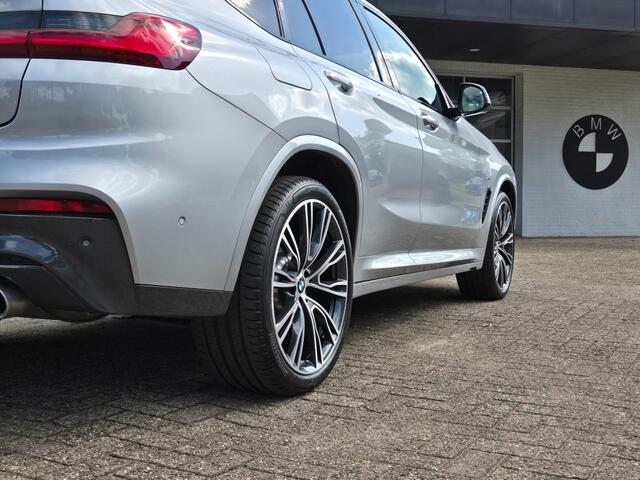 BMW X4 XDRIVE30I M SPORT I PANORAMA I 360 CAMERA I HEAD UP I 21 INCH I