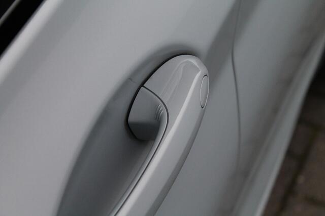 BMW X4 M40i High Executive Automaat / Panoramadak / M Adaptief onderstel / Laserlight / M sportstoelen / Stoelverwarming / Live Cockpit Professional / Harman Kardon / Parking Assistant Plus