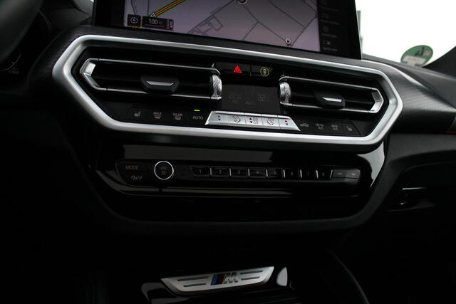 BMW X4 M40i High Executive Automaat / Panoramadak / M Adaptief onderstel / Laserlight / M sportstoelen / Stoelverwarming / Live Cockpit Professional / Harman Kardon / Parking Assistant Plus