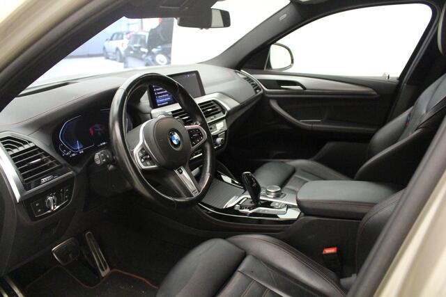 BMW X4 xDrive20i M-Sport | 19 inch | Camera | Trekhaak | Active Cruise Control