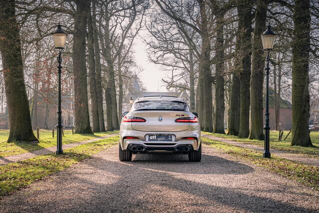 BMW X4 M Competition M Competition-pakket, Panoramadak elektrisch, Head-Up Display, Harman/Kardon, Elektrische trekhaak, Driving Assistant Plus, Navi Prof, DAB, LED, Eibach, etc.