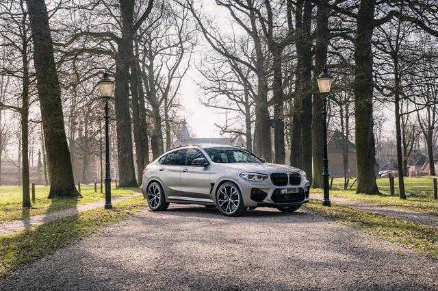 BMW X4 M Competition M Competition-pakket, Panoramadak elektrisch, Head-Up Display, Harman/Kardon, Elektrische trekhaak, Driving Assistant Plus, Navi Prof, DAB, LED, Eibach, etc.