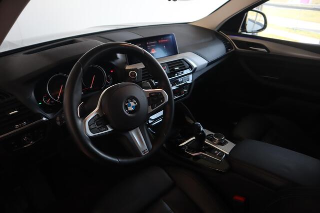BMW X4 xDrive30i Comfort Access | Elektrische Trekhaak | Driving Assistant
