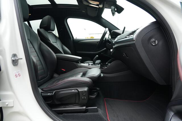 BMW X4 xDrive30i High Executive 252pk Panoramadak/Stoelverwarming/Camera
