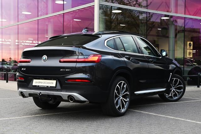 BMW X4 xDrive20i High Executive xLine Automaat / Trekhaak / Panoramadak / Sportstoelen / M Sportonderstel / LED / Parking Assistant Plus / Stoelverwarming / Navigatiesysteem Professional