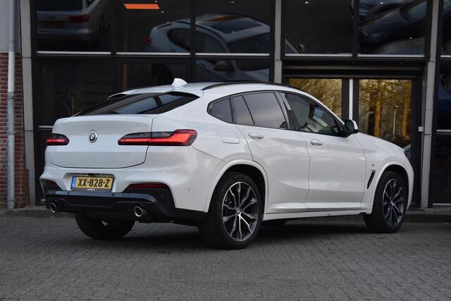 BMW X4 xDrive20i High Executive Edition M-Sport Pano Camera HK