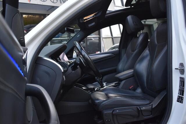 BMW X4 xDrive20i High Executive Edition M-Sport Pano Camera HK