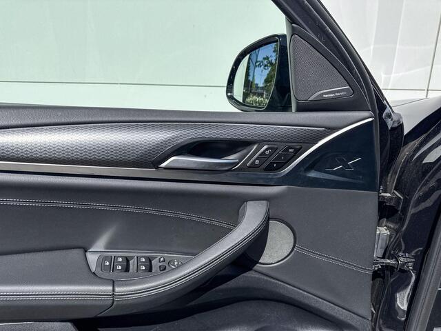 BMW X4 xDrive20i M-Sport | Trekhaak | Panoramadak | Harman/Kardon |