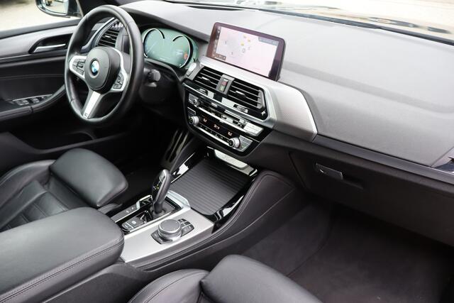 BMW X4 xDrive20i High Executive Apple carplay/Achteruitrijcamera/Intelligent safety/Lederen stoelen/Stoelverwarming/Parkeersensoren/Climate control/Sfeerverlichting
