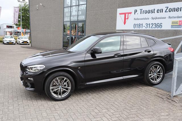 BMW X4 xDrive20i High Executive Apple carplay/Achteruitrijcamera/Intelligent safety/Lederen stoelen/Stoelverwarming/Parkeersensoren/Climate control/Sfeerverlichting