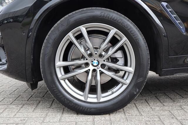 BMW X4 xDrive20i High Executive Apple carplay/Achteruitrijcamera/Intelligent safety/Lederen stoelen/Stoelverwarming/Parkeersensoren/Climate control/Sfeerverlichting