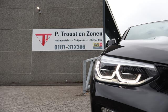 BMW X4 xDrive20i High Executive Apple carplay/Achteruitrijcamera/Intelligent safety/Lederen stoelen/Stoelverwarming/Parkeersensoren/Climate control/Sfeerverlichting