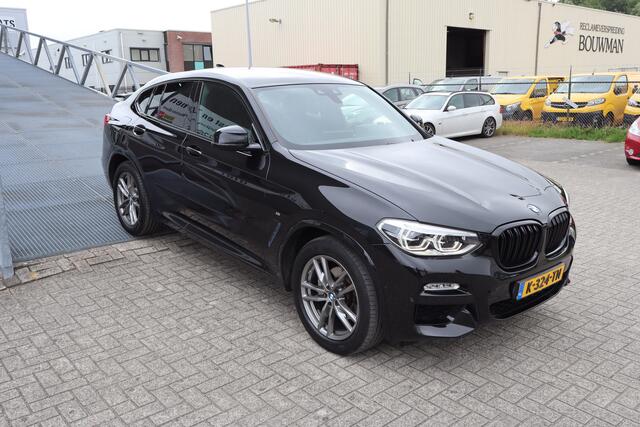 BMW X4 xDrive20i High Executive Apple carplay/Achteruitrijcamera/Intelligent safety/Lederen stoelen/Stoelverwarming/Parkeersensoren/Climate control/Sfeerverlichting
