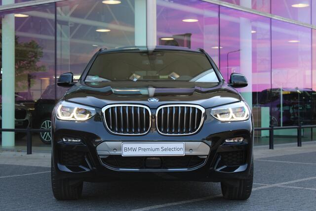 BMW X4 xDrive30i M Sport Automaat / Trekhaak / Panoramadak / Sportstoelen / Comfort Access / Head-Up / Adaptieve LED / Active Cruise Control