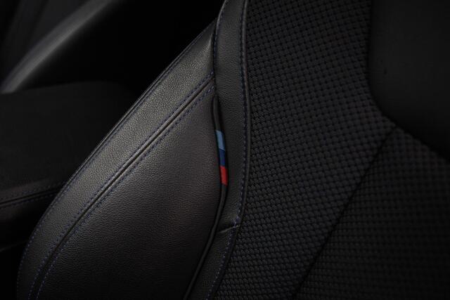 BMW X4 M40i High Executive , Trekhaak, M-sport, Memory seats elektrisch verstelbaar, Navigatie,