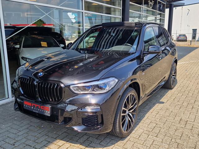 BMW X5 xDrive45e M-Sport Panorama TV Massage Softclose