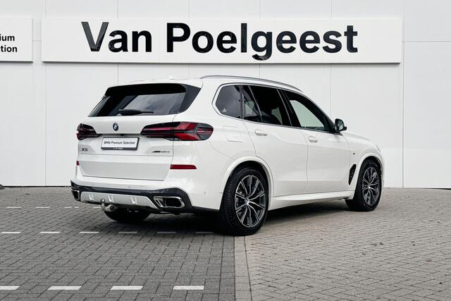 BMW X5 xDrive50e Launch Edition