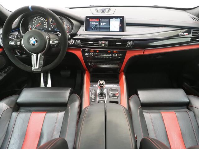 BMW X5 M 4.4 V8 576PK Black Fire Edition | Limited 1/500 | Akrapovic | Panoramadak | B&O | Luchtvering | Head Up | Keyless | Trekhaak| Camera