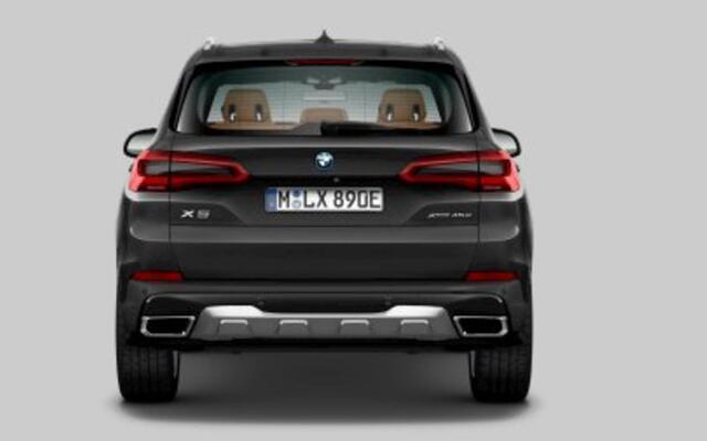 BMW X5 xDrive45e Executive Xline - Panoramadak - Parking Assistant - Comfortstoelen - Warmte Comfort Pack - dimmende binnen/buitenspiegel - Comfort Access - M Sportstuurwiel - Ambiance verlichting -