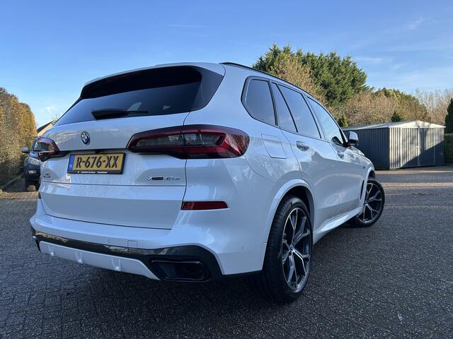 BMW X5 X Drive45e High Executive M Sport,Wit metalic! Pano,Trekhaak,Laser light