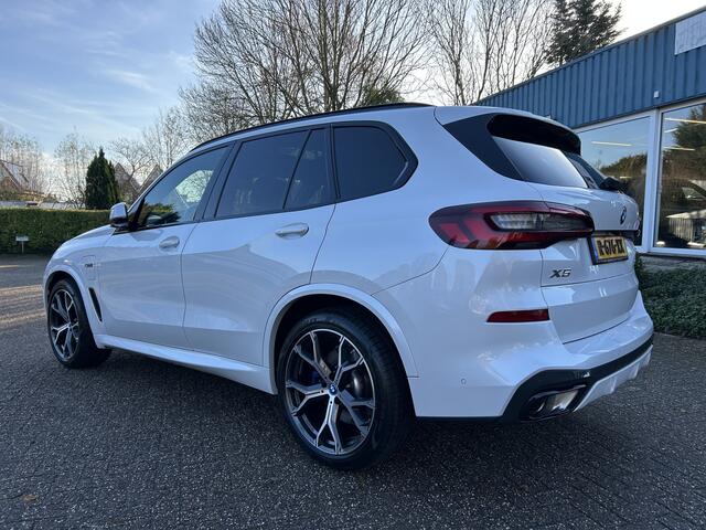 BMW X5 X Drive45e High Executive M Sport,Wit metalic! Pano,Trekhaak,Laser light