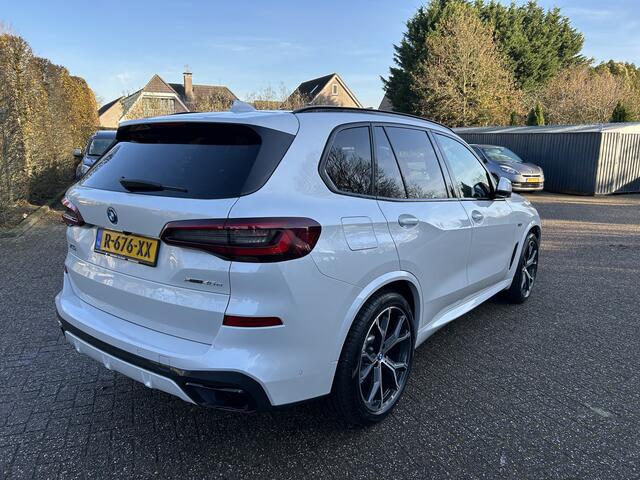BMW X5 X Drive45e High Executive M Sport,Wit metalic! Pano,Trekhaak,Laser light