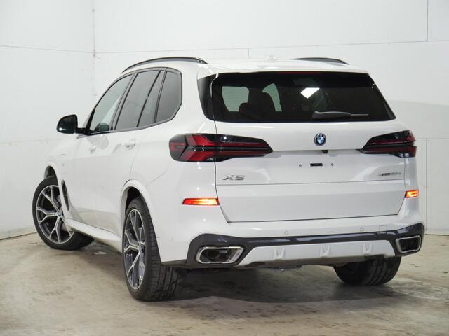BMW X5 xDrive50e M-Sport | Panorama | 21" | Harman Kardon | Luchtvering v+a | Trekhaak