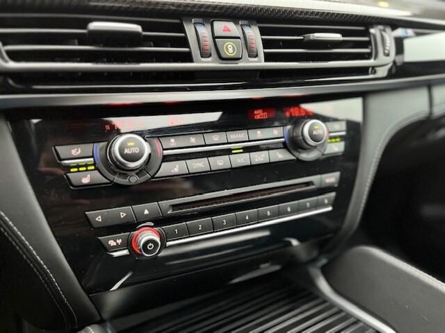 BMW X5 4.4 V8 576PK INDIVIDUAL PANO. DAK - SOFT CL. - BenO
