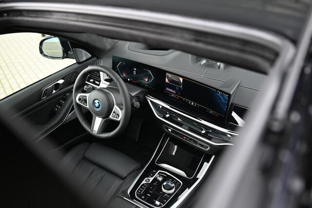 BMW X5 xDrive50e High Executive M Sport Automaat / Panoramadak Sky Lounge / Trekhaak / Bowers & Wilkins / Stoelventilatie / Adaptieve LED / Parking Assistant Professional