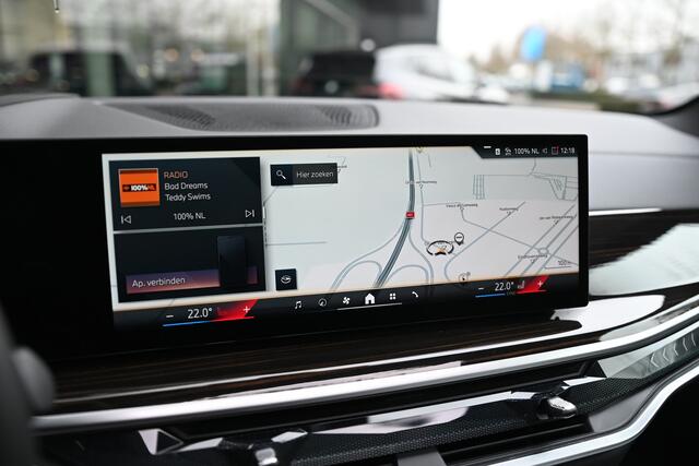 BMW X5 xDrive50e High Executive M Sport Automaat / Panoramadak / Adaptieve LED / Parking Assistant Professional / Gesture Control / Sportstoelen / Adaptief onderstel